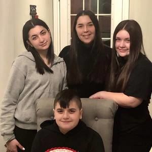 Meet your Posher, Lori